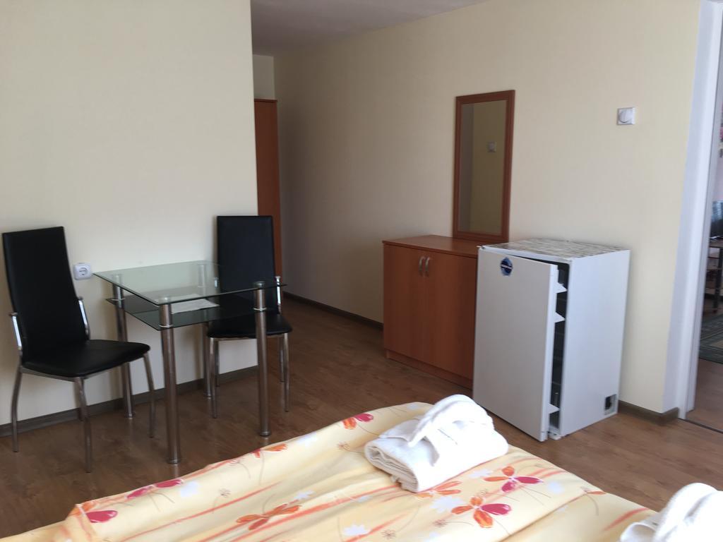 Triglav Edelweiss Guest House Pavel Banya Esterno foto