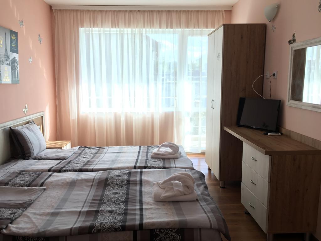 Triglav Edelweiss Guest House Pavel Banya Esterno foto